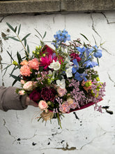 Load image into Gallery viewer, VALENTINES SEASONAL