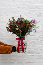 Load image into Gallery viewer, CHRISTMAS VASE WORKSHOP
