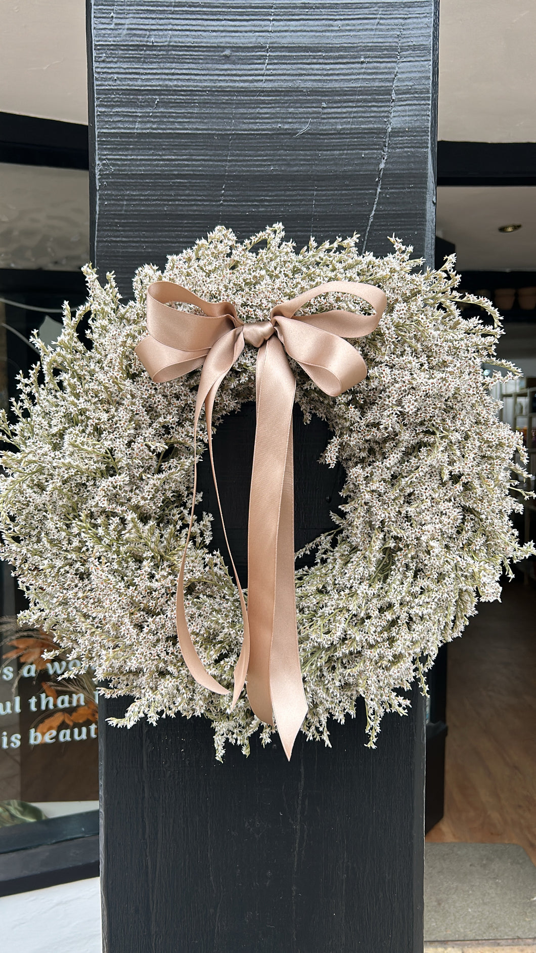 DRIED WHITE WREATH