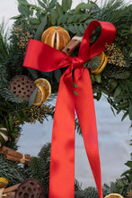 Load image into Gallery viewer, DIY CHRISTMAS WREATH BOX
