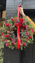 Load image into Gallery viewer, Etta Rose Wreath Workshop / BOTANICAL HOUSE

